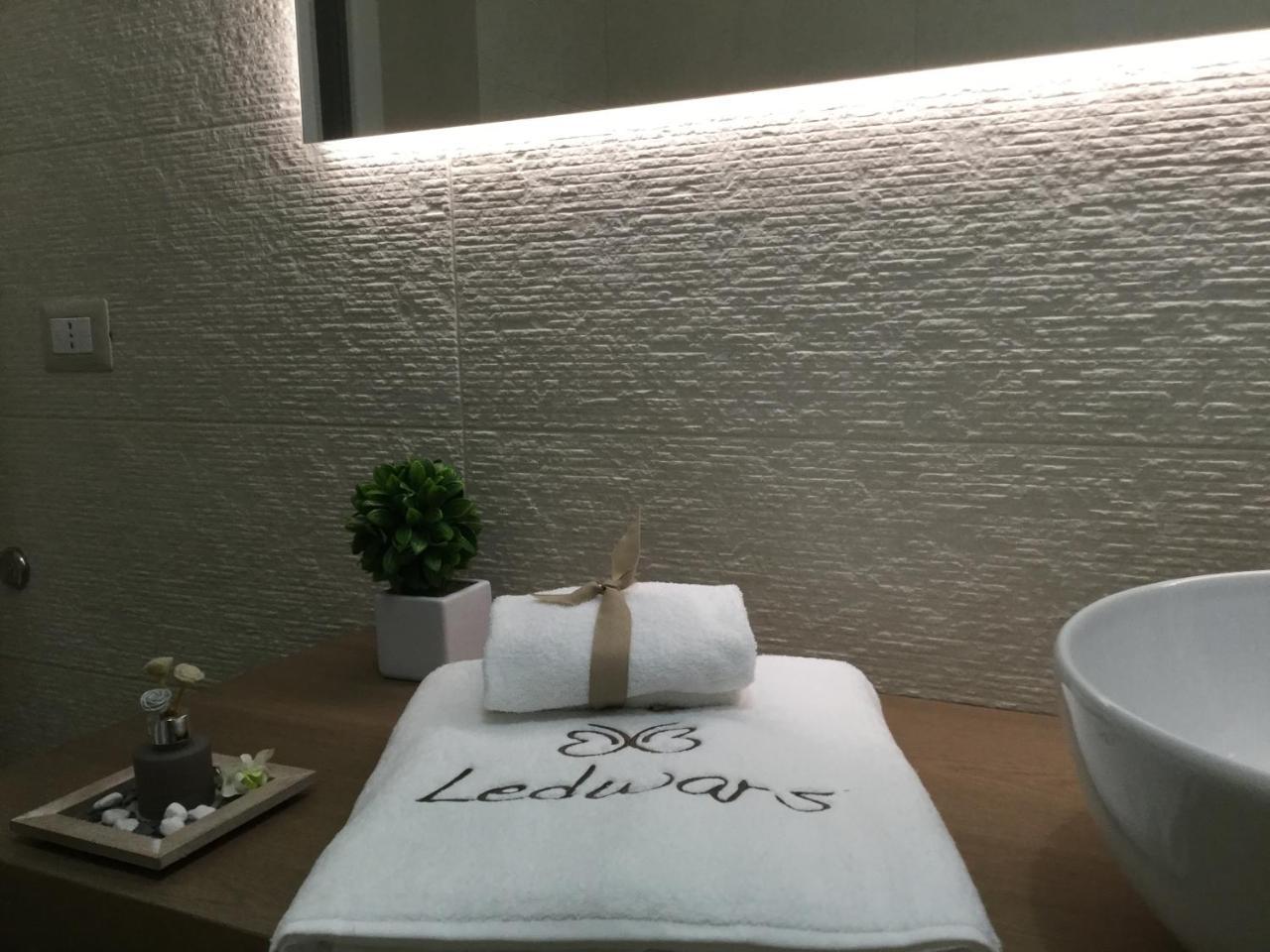 Bed and Breakfast Ledwars Taviano  Exterior foto